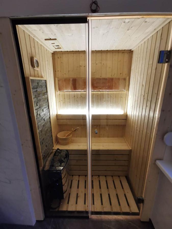 Princ Lux Spa With Free Parking Novi Sad Exteriör bild