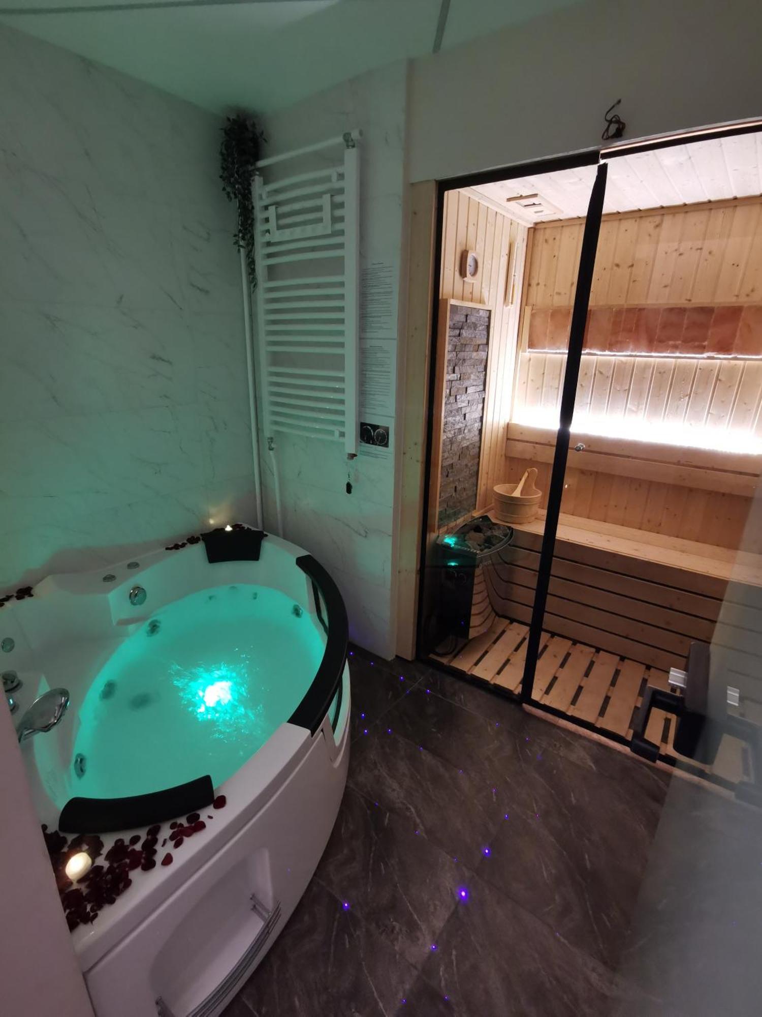 Princ Lux Spa With Free Parking Novi Sad Exteriör bild